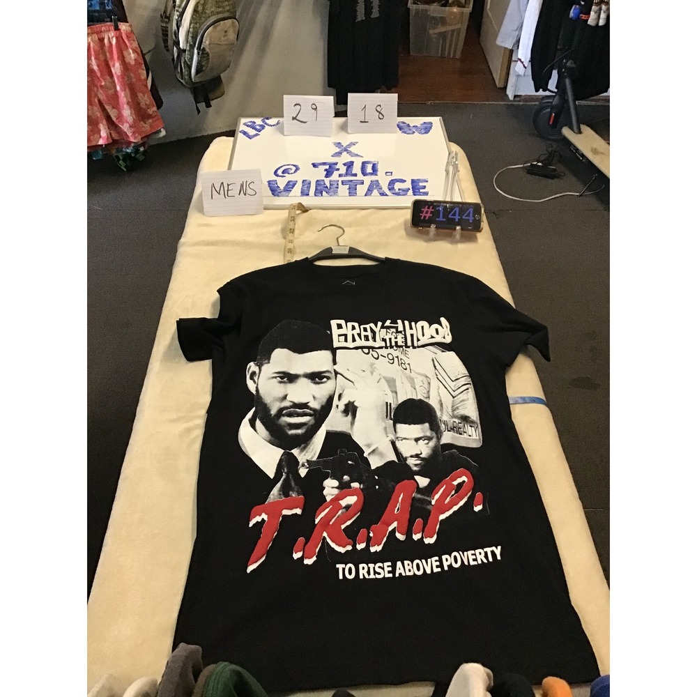 Boyz N The Hood TRAP To Rise Above Poverty Black Graphic T-Shirt Mens Small